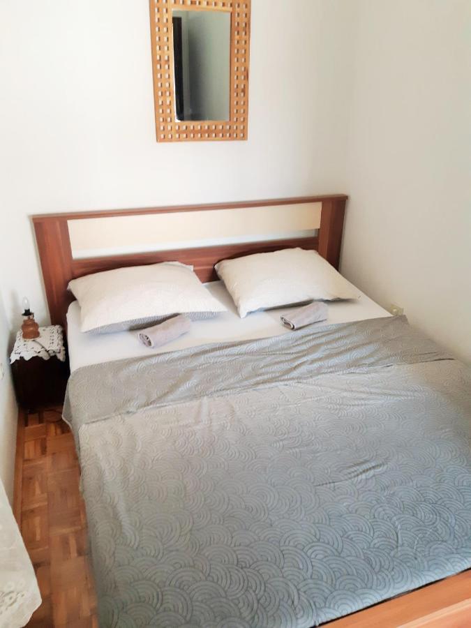 Dalmatino Apartmani Vir Exteriör bild